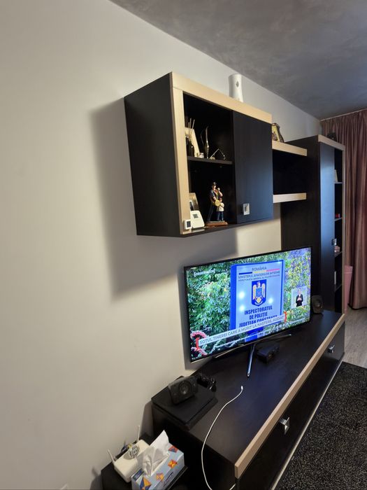 Mobila living/sufragerie