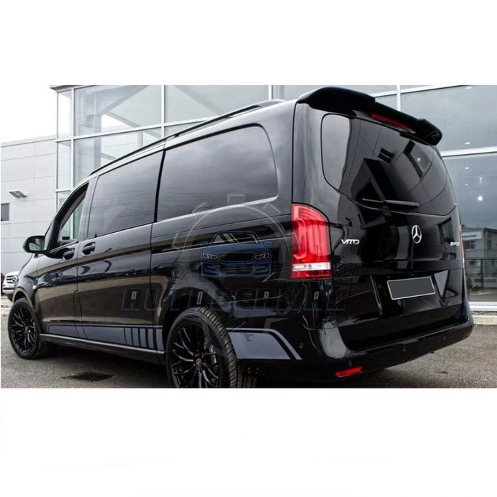 Заден спойлер таван на Mercedes V class Vito V160 (2016+), черен гланц