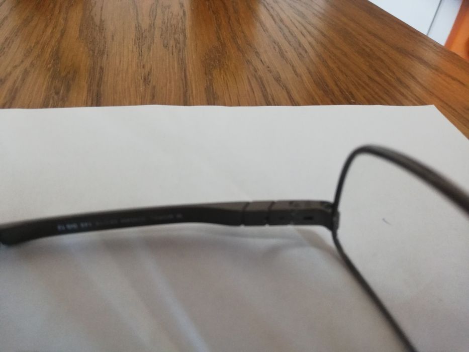 Vând ochelari de vedere