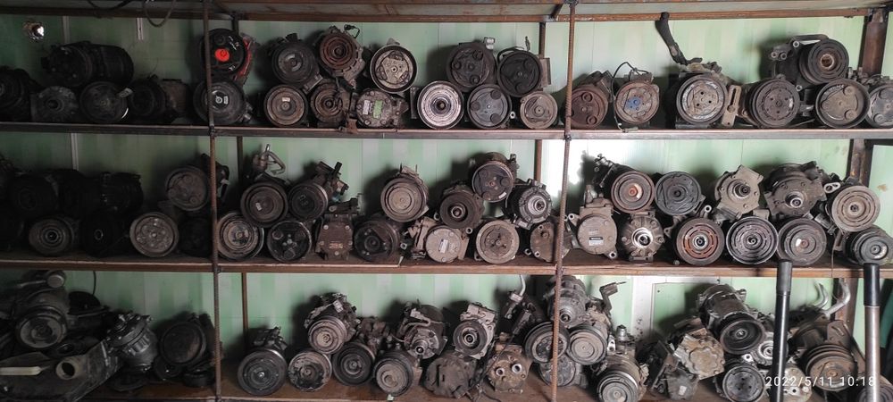 Компрессор кондиционера Авто