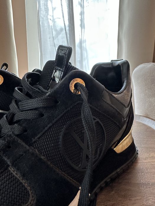 Louis Vuitton Run Away trainers 37