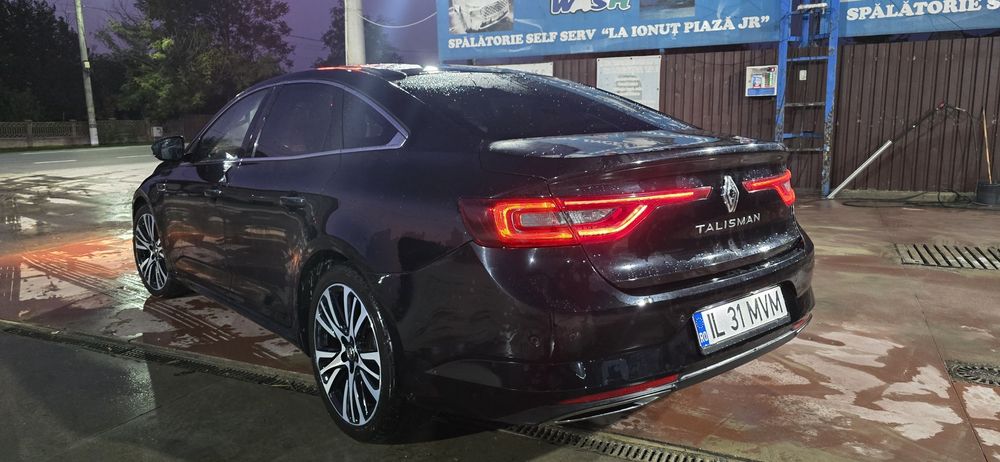 Renault Talisnam Initiale Paris din 2017
