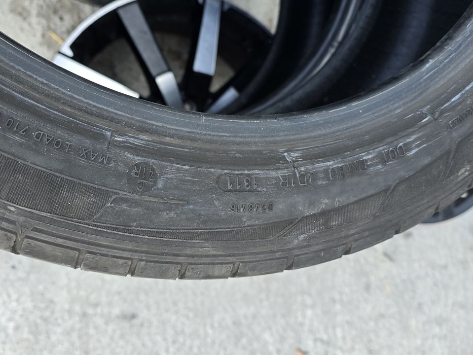 2 Броя Гуми 245/45/18 Dunlop RunFlat