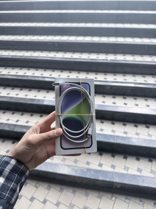 Iphone 14. 256gb kar dok