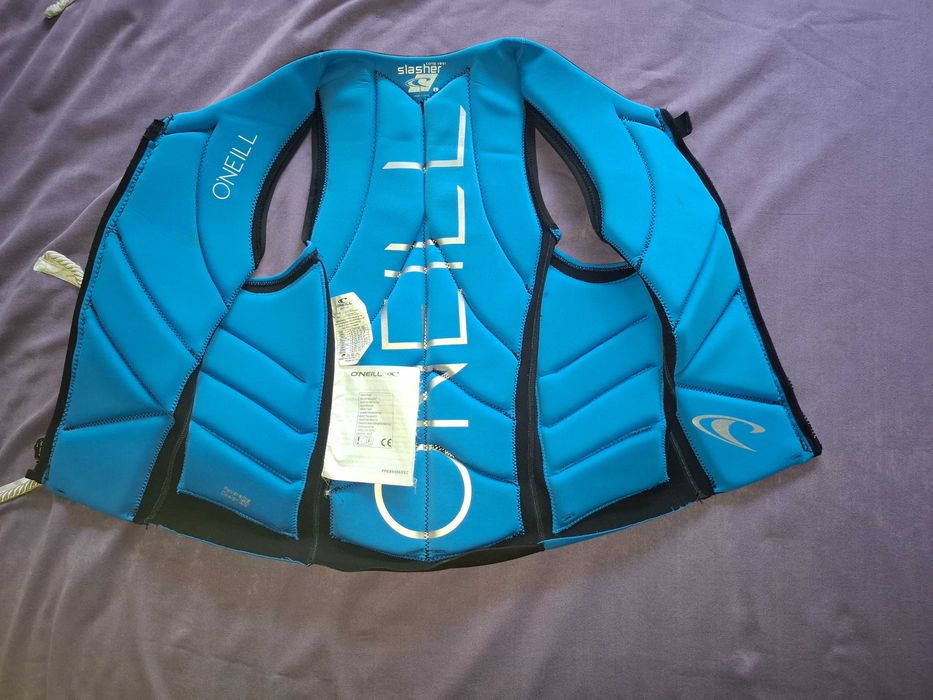 Мъжка неопренова жилетка за водни спортове ONEIll