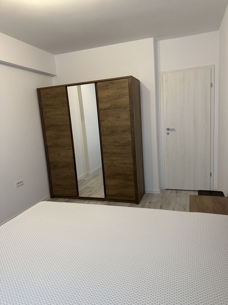 Apartament nou cu 2 camere si loc de parcare