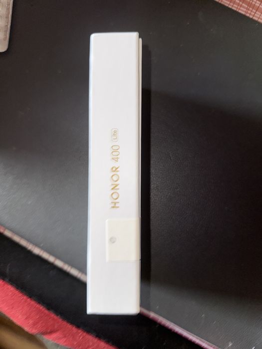 Telefon Honor 400 lite
