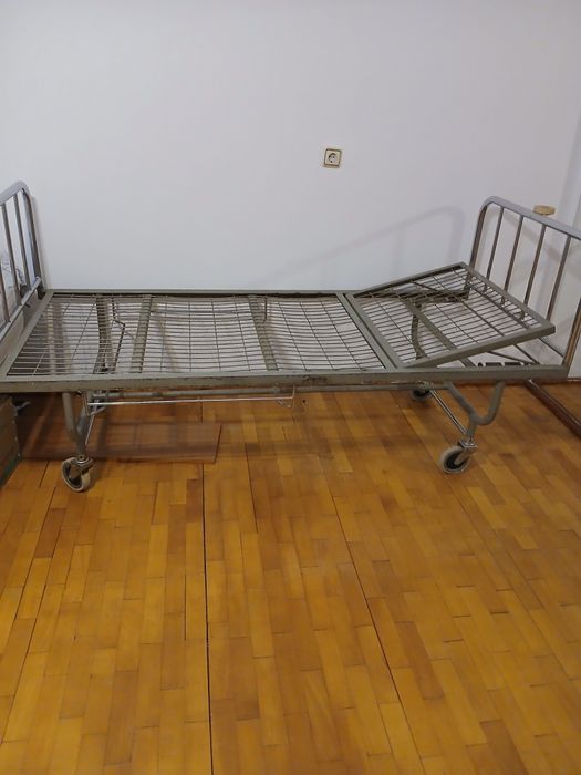 Pat metalic 90/200 cu saltea