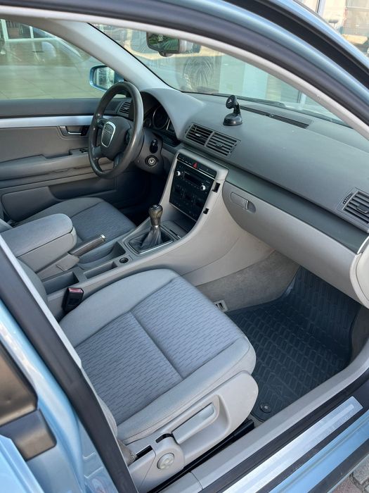 Vând audi a4 b7  2.0 tdi