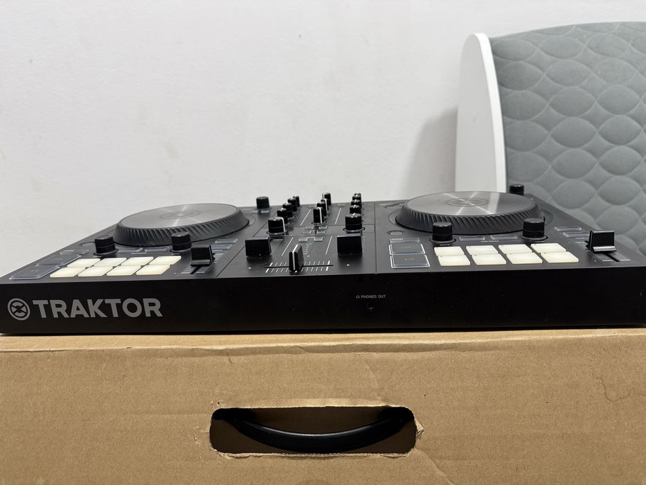 Consola Traktor S2 Mk3