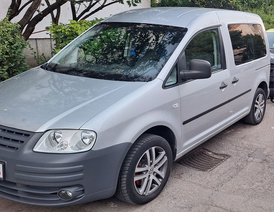 Volkswagen Caddy Life 7 locuri, 230.000 km – 4.300 €”
