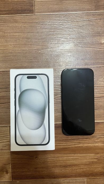 Продам iphone 15 128gb