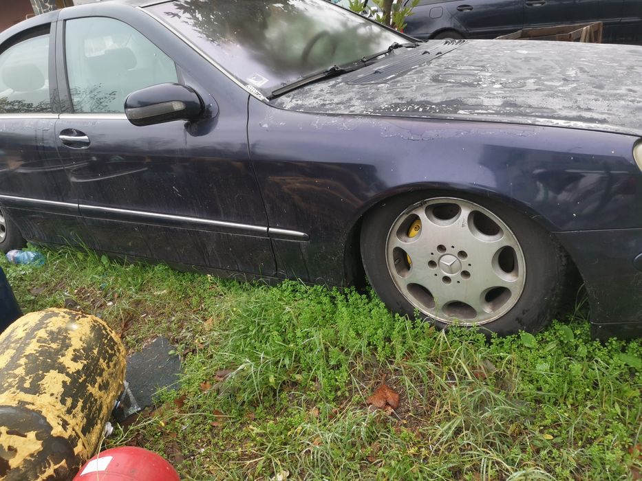 Продавам мерцедес S500 бензин пали върви цял за части има и газов инже