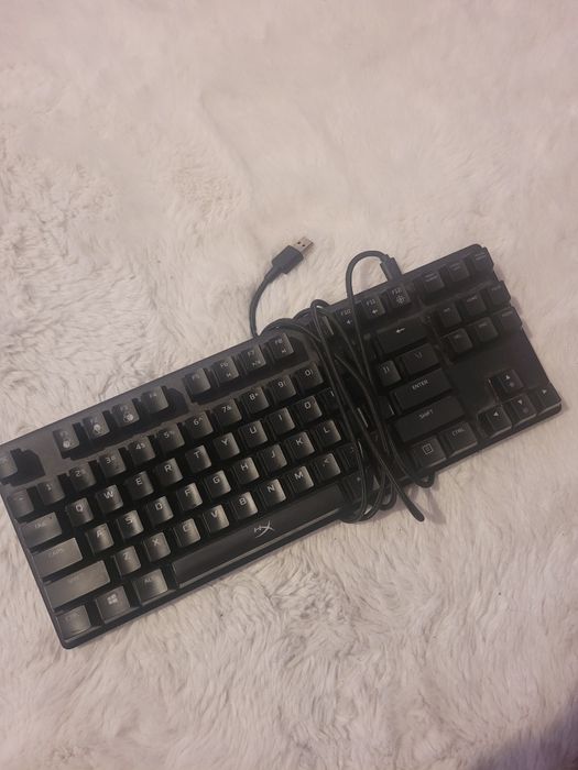 Tastatură HyperX Alloy Origins Core – defect minor la o tastă