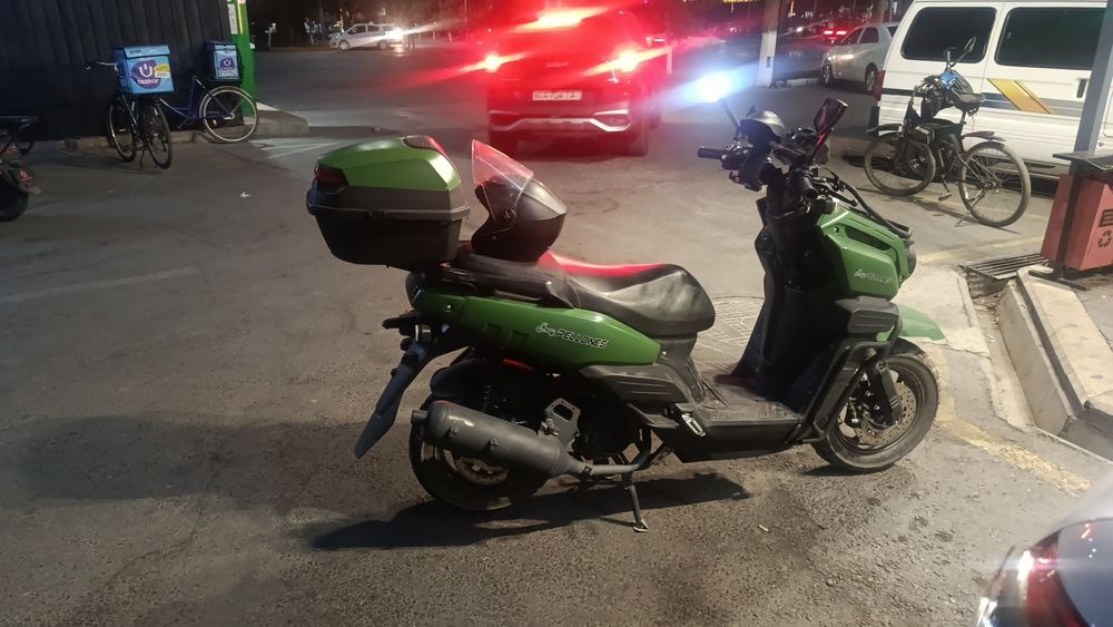 Sukuter tank 1 benzin