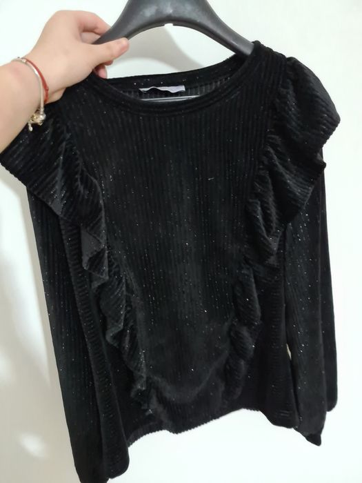 Vând trening din catifea