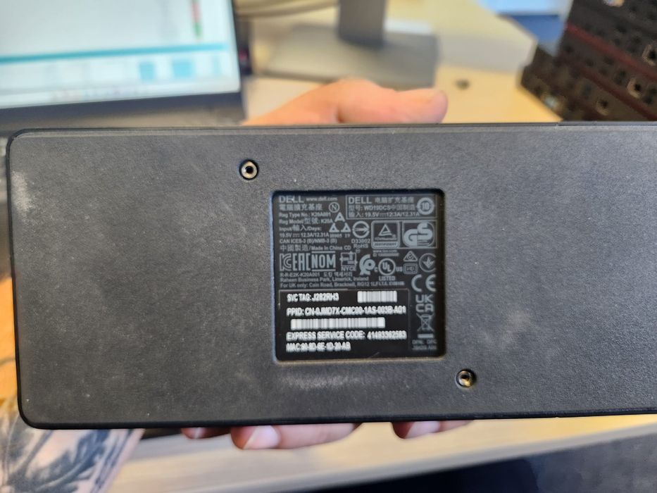 Dockuri profesionale Dell & Lenovo – USB-C / Thunderbolt / Hybrid