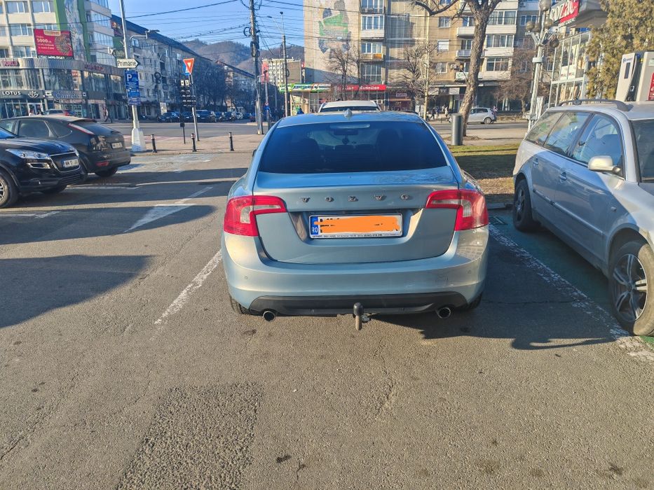 Volvo S60 D5 205cp An 20011