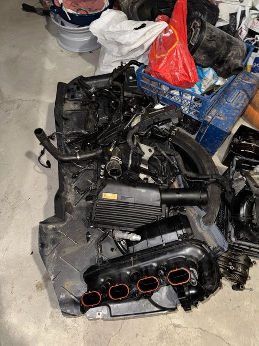 Двигател на части M274 Мерцедес 2 литра бензин