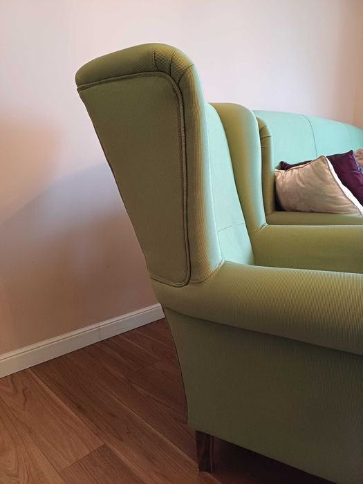 set canapea, fotoliu si 2 taburete