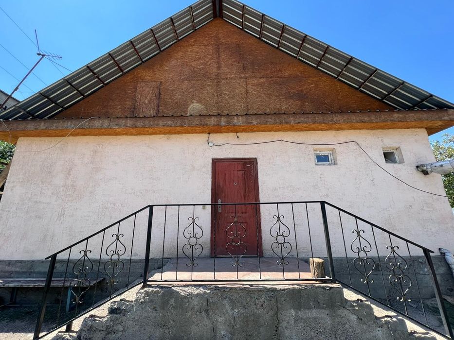 Частный дом участок 9 соток