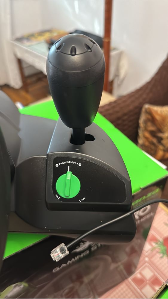 Volan gaming nitro wx700