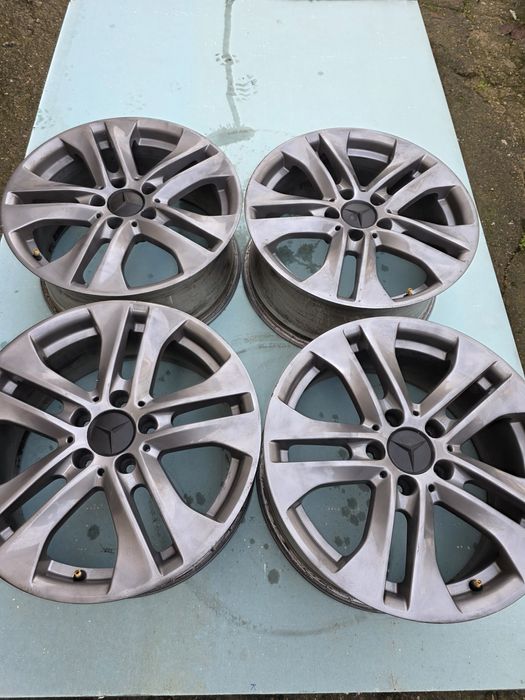 17 Джанти за Мерцедес W204