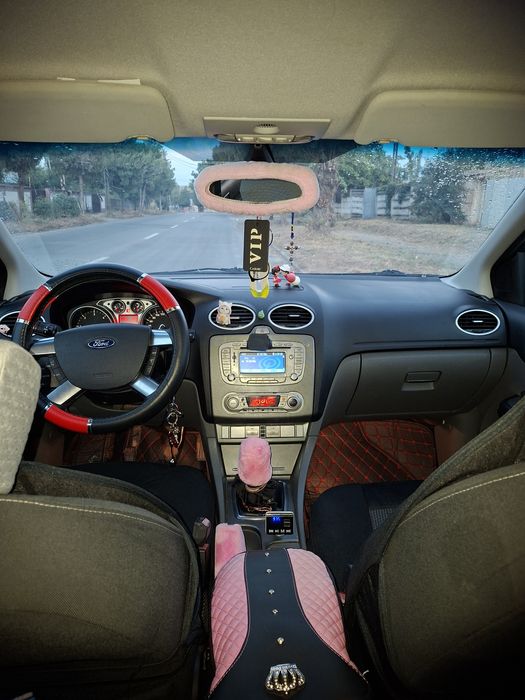 Vând ford focus 2