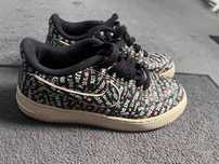 adidasi nike negrii