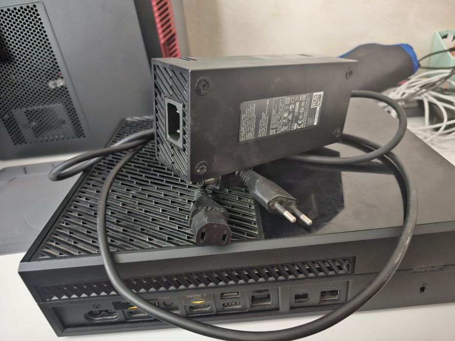 Xbox one Defect cu incarcator original defect