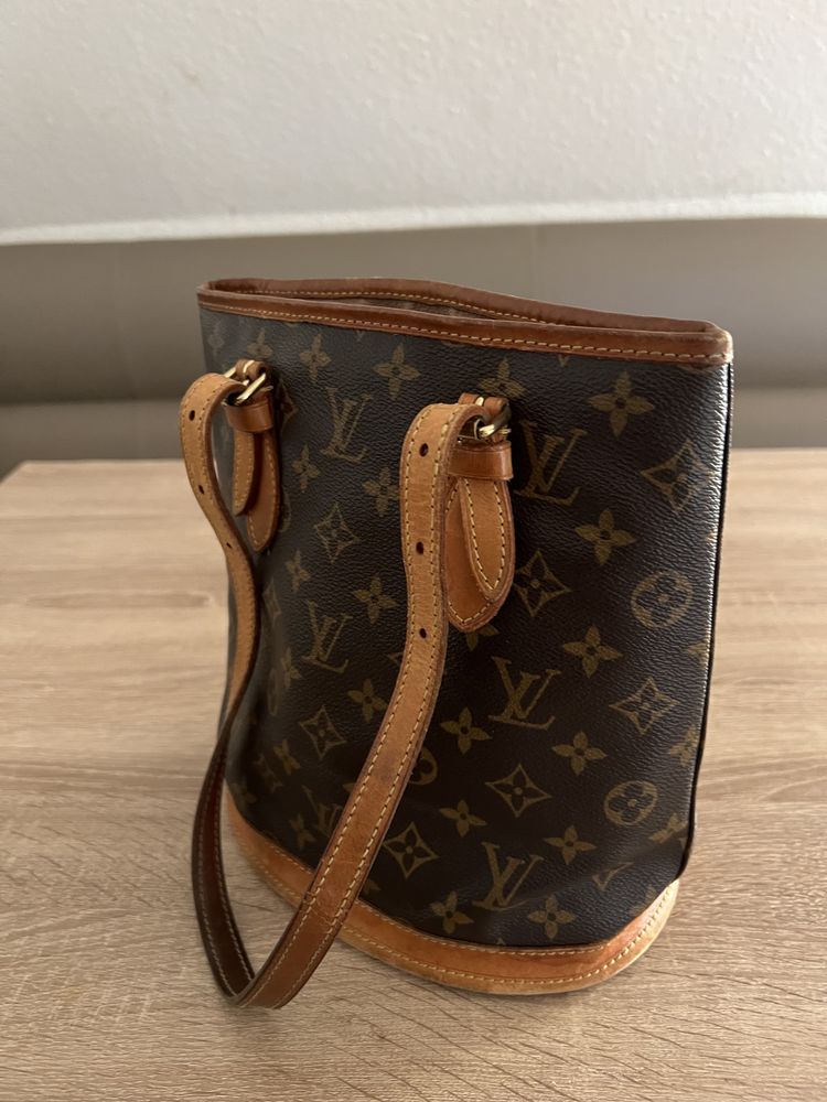 Louis Vuitton Bucket PM Bag