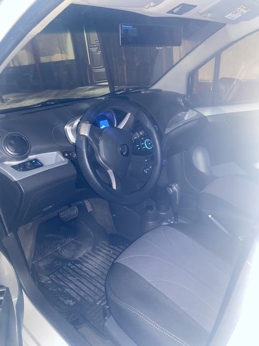 Arenda Spark 2019 yil 4 Avtomat Kraska Toza