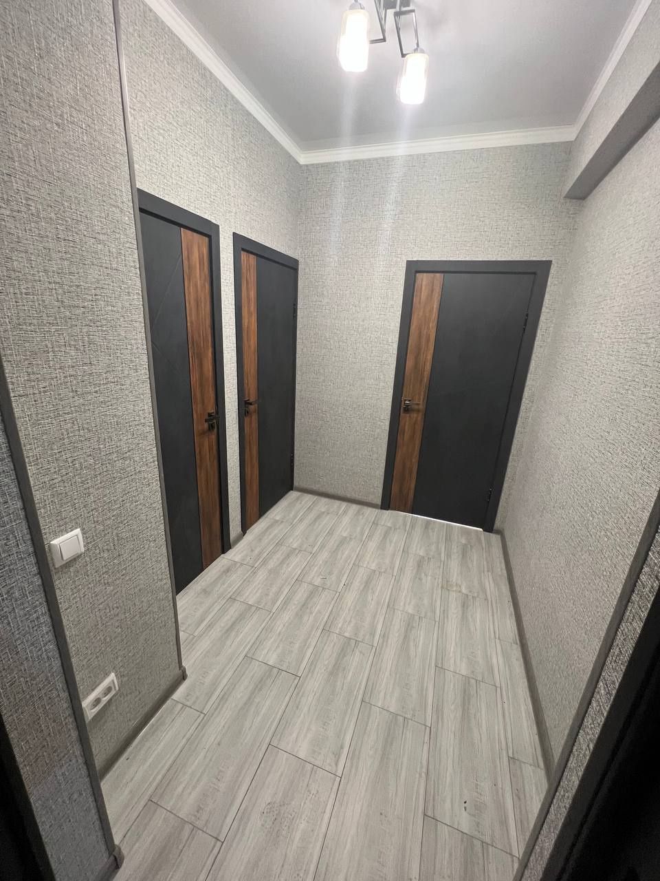 М.Горький 1//4//10 новостройка 30м² ул.Сайрам БИЙ кадастр есть