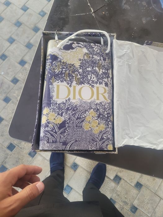 Yangi oyoq kiyim. Dior
