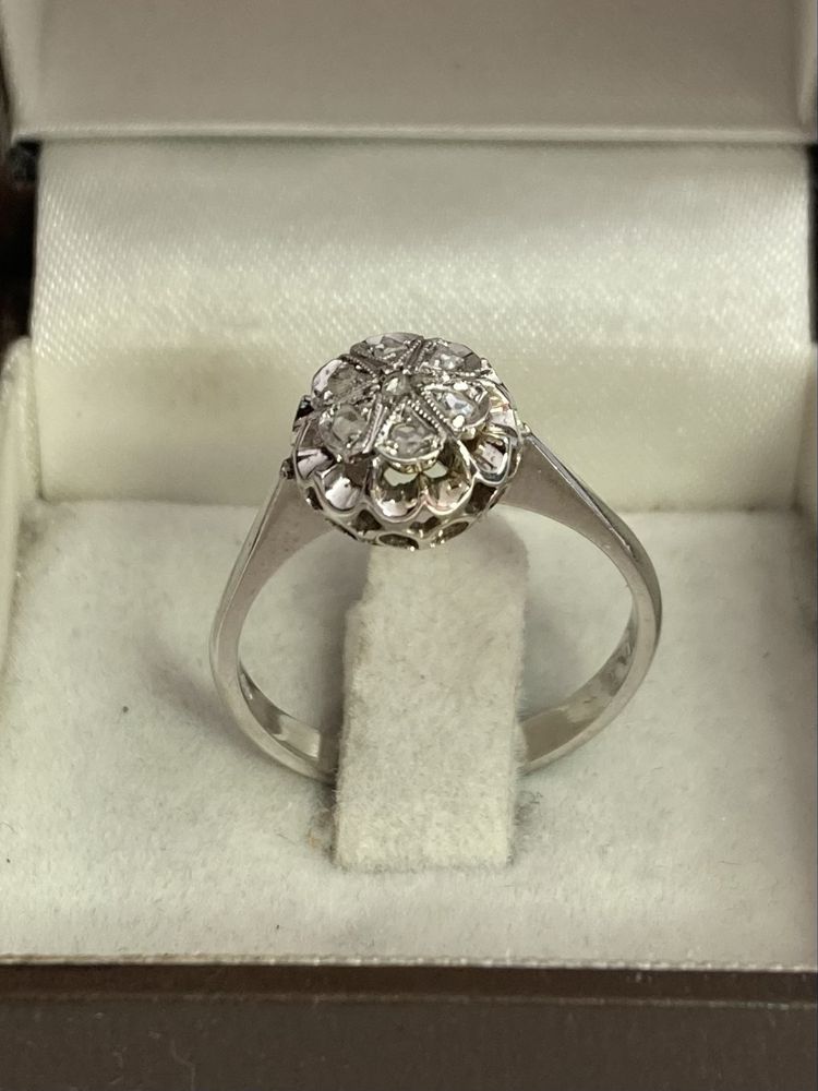 Inel  aur alb 18kt. cu diamante