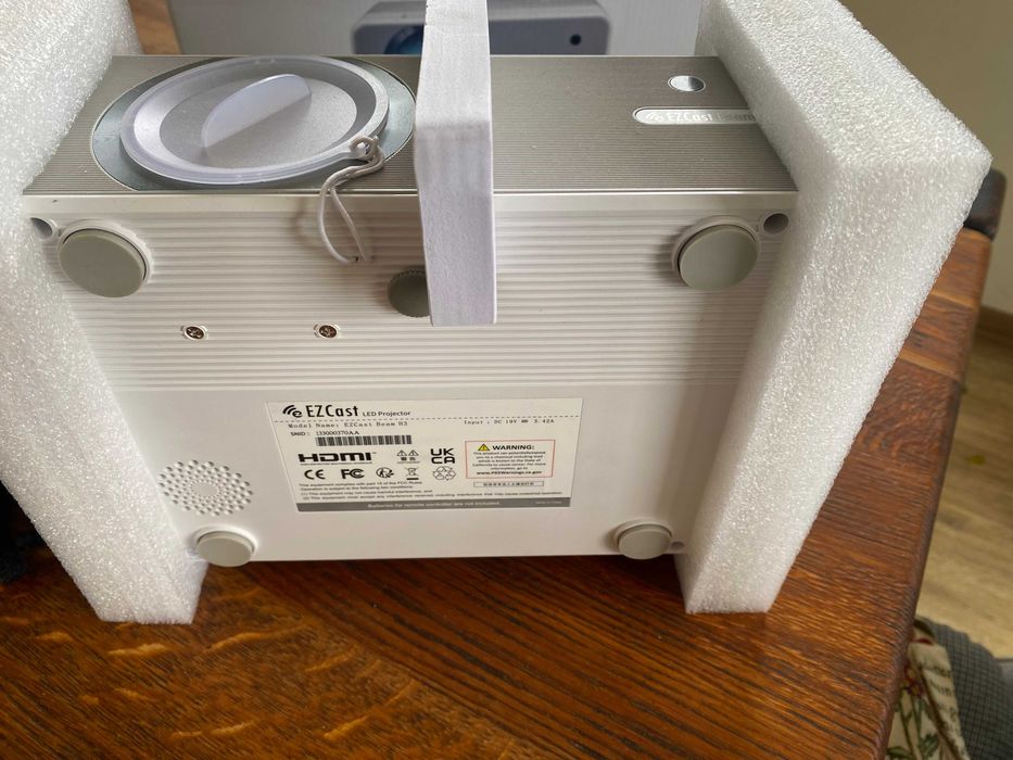 EZ Cast Beam H3 портативен проектор