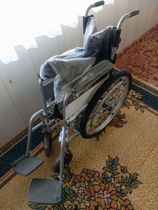 Инвалидное кресло