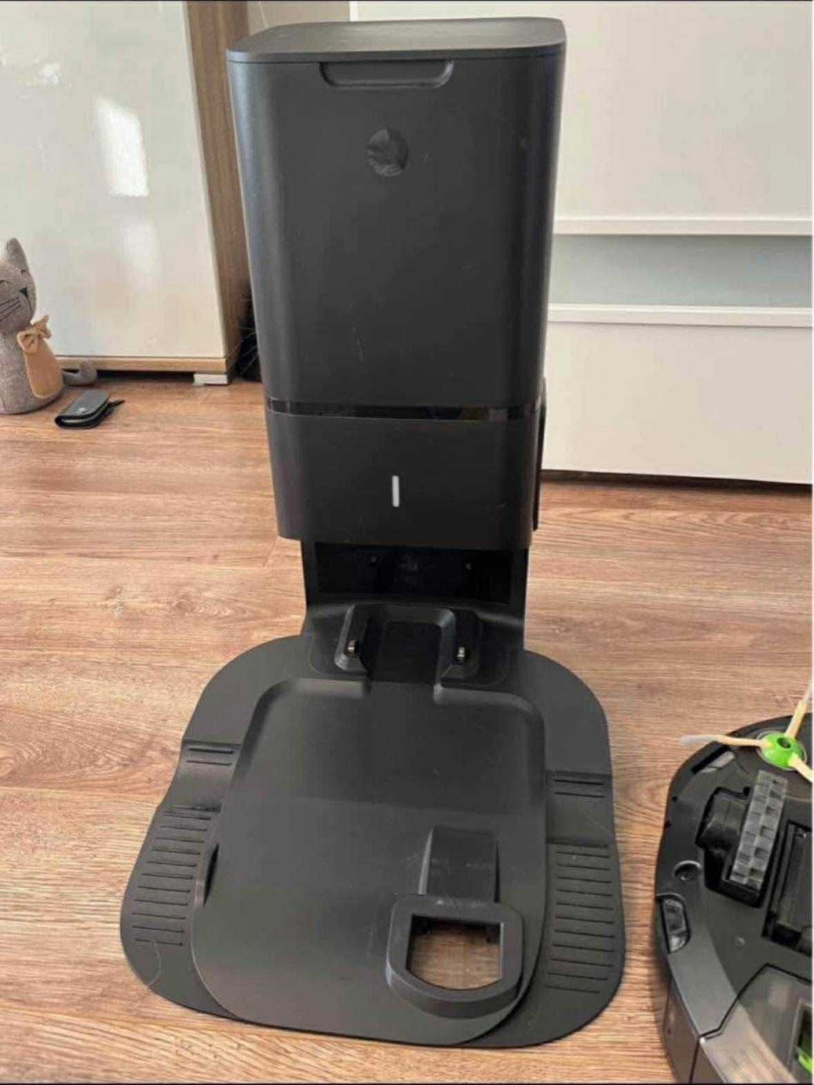 Roomba i7 робот прахосмукачка
