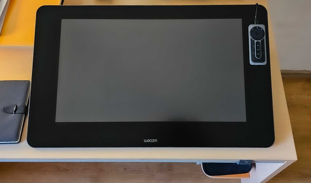 Планшет Wacom Cintiq 27QHD