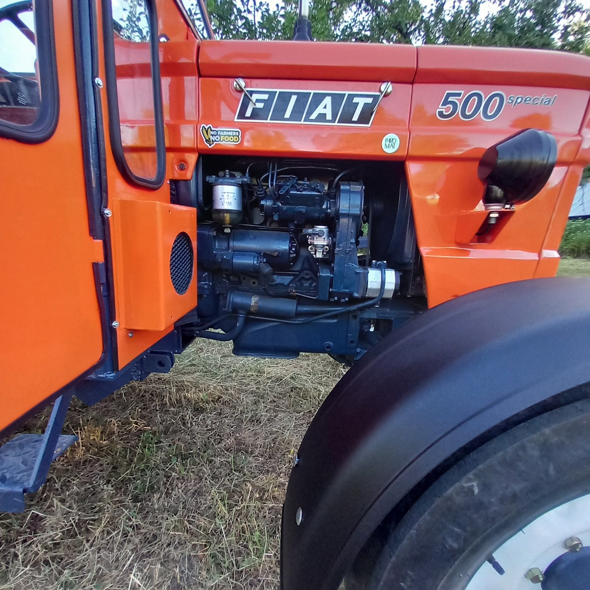 Tractor fiat 500 special si remorca basculabila.