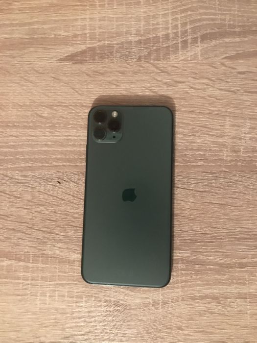 продам iphone 11pro max 256гб в отличном состоянии