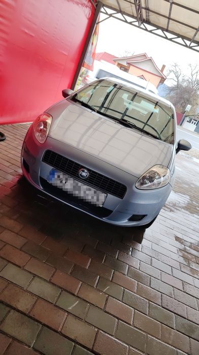 Vând fiat grande punto