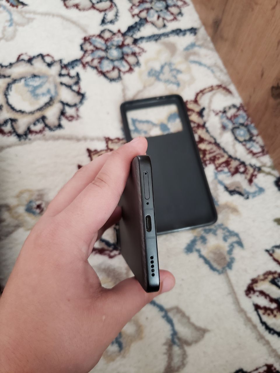 Продаю идеальную Poco f6 pro или обменяю на Iqoo neo 10 pro plus