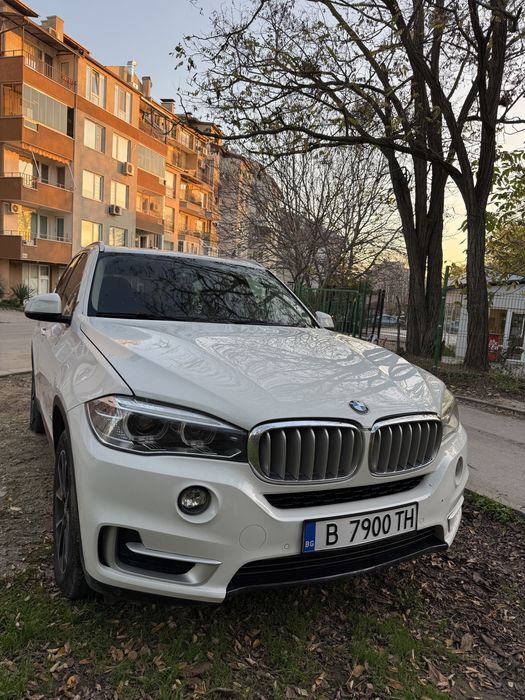Продавам BMW X5 2016г.