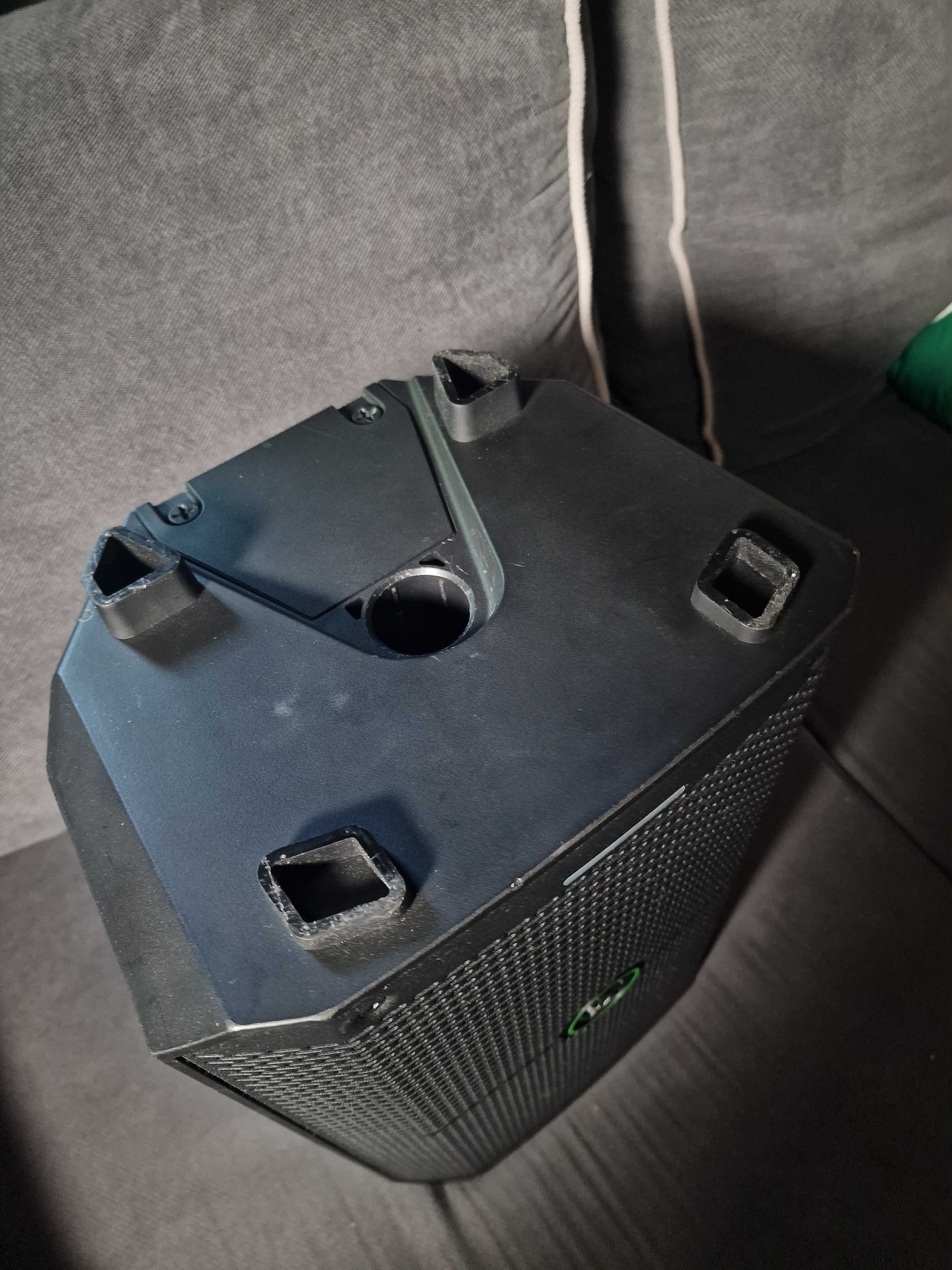 Mackie Thump GO - 8" Bluetooth колонка