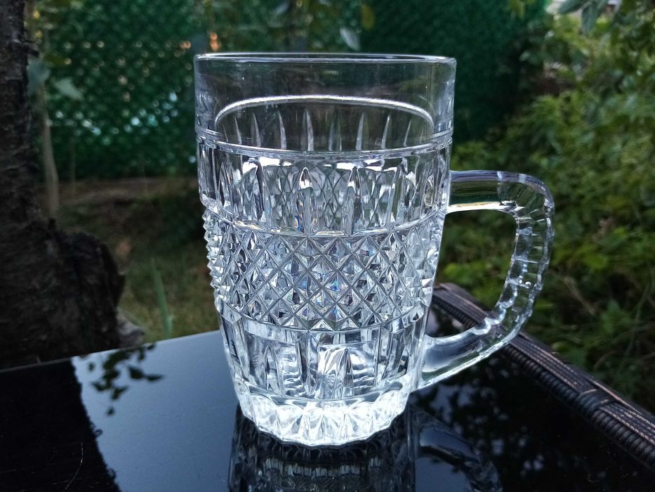 * Bohemia * - 2 бр. кристални халби - нови !