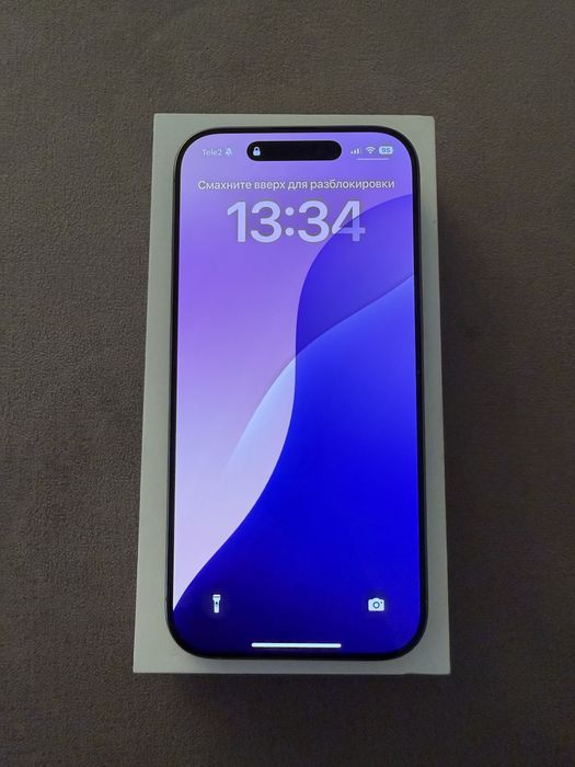 Продам айфон 16про 256гб титан