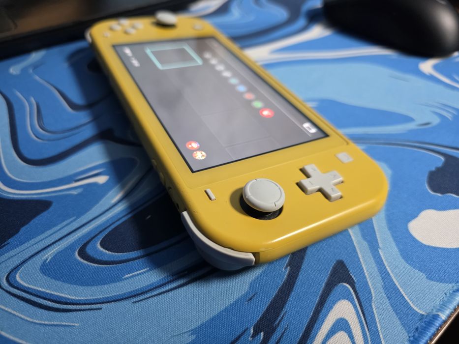 Nintendo switch lite 128gb+32gb