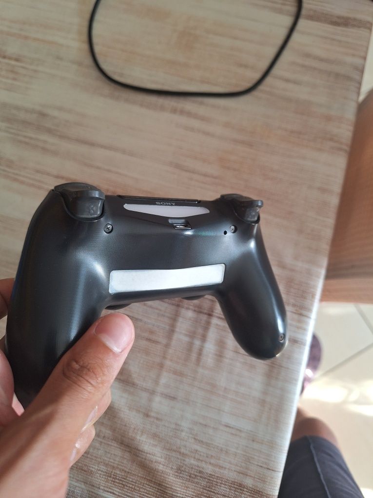 Playstation4PRO+6 игри