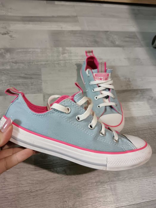 Tenisi Converse , 33